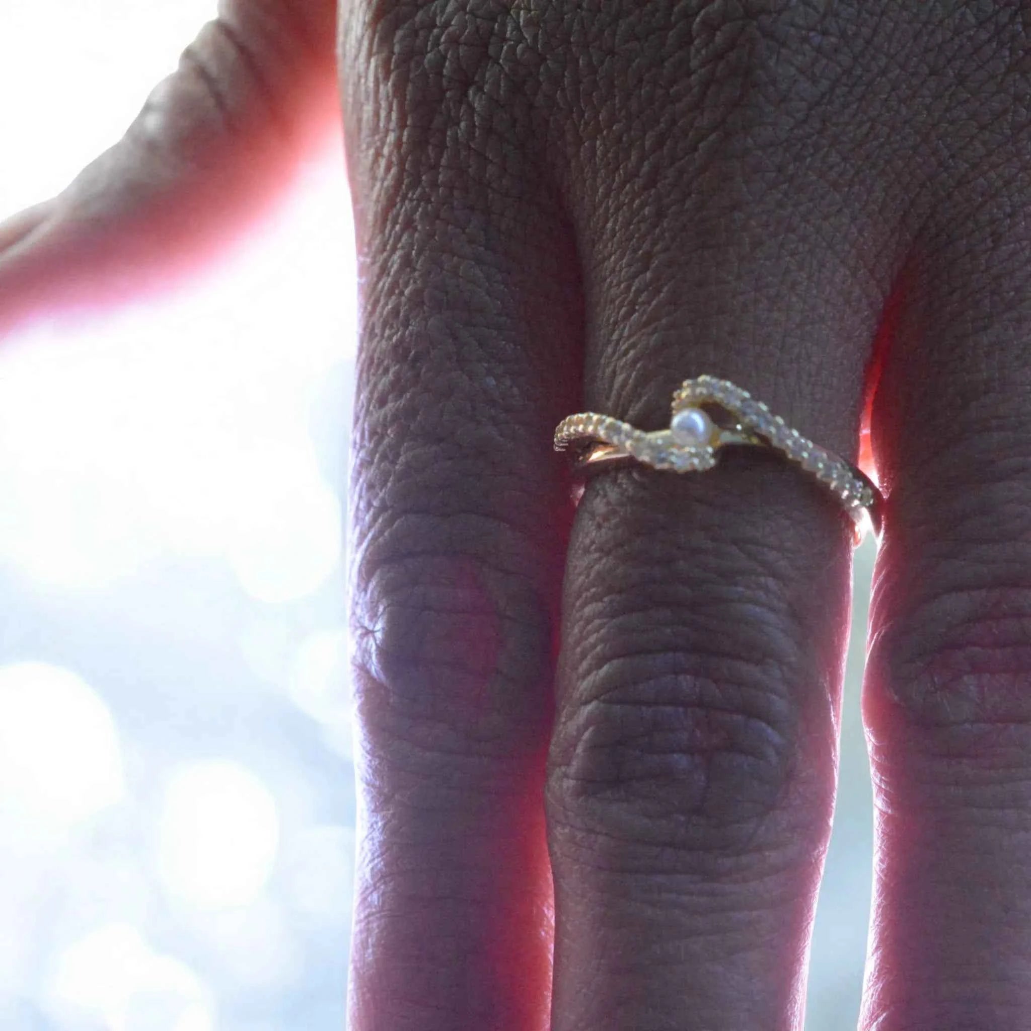 Bague réglable avec perle - Style géométrique