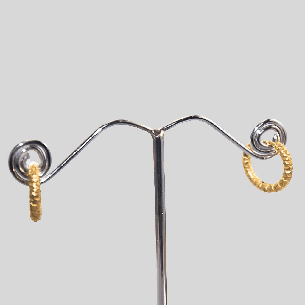 Boucles d’Oreilles Créoles Texturées Dorées