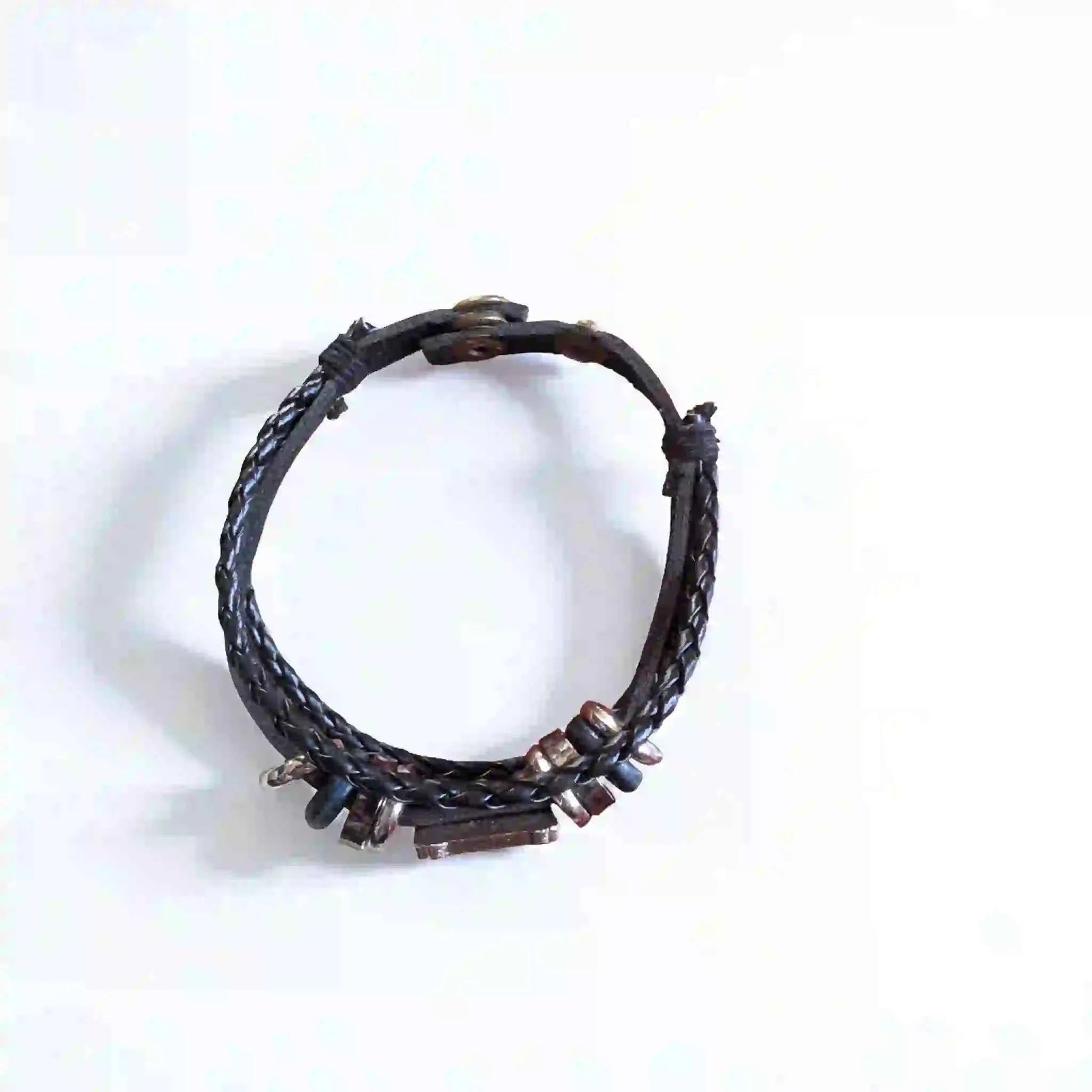 Bracelet Style Manga 974 - Fermeture Bouton Ajustable - reunivente.re