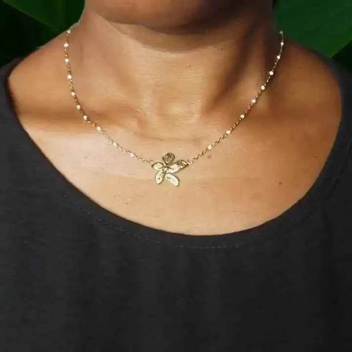 Collier Fleur Tropicale en Acier Inoxydable - Reunivente.re